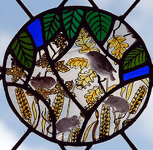 Detail of the south aisle east window August 2011